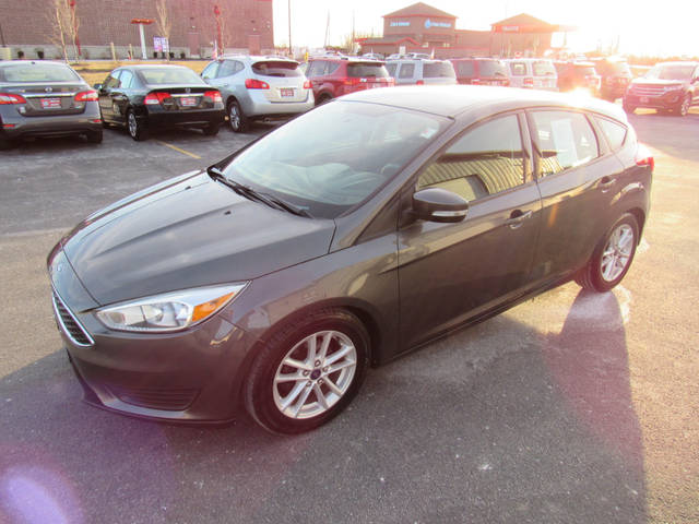 2015 Ford Focus SE FWD photo