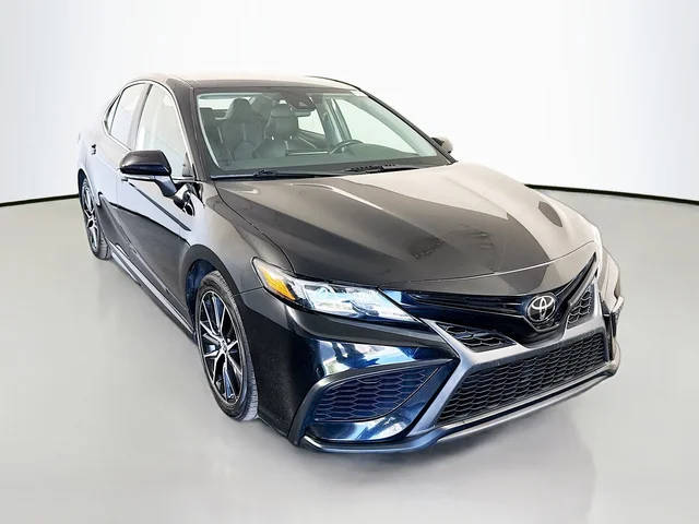 2023 Toyota Camry SE FWD photo