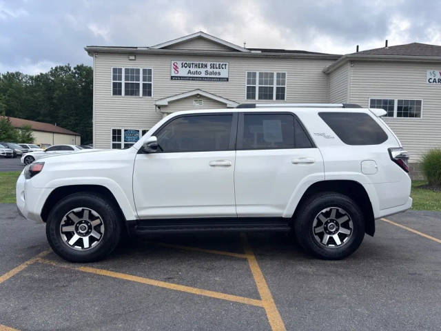 2018 Toyota 4Runner SR5 4WD photo