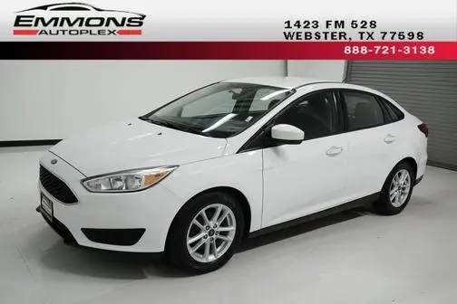 2018 Ford Focus SE FWD photo