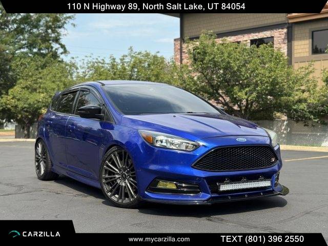 2015 Ford Focus ST FWD photo