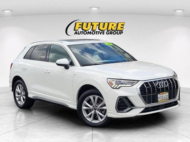 2023 Audi Q3 S line Premium AWD photo