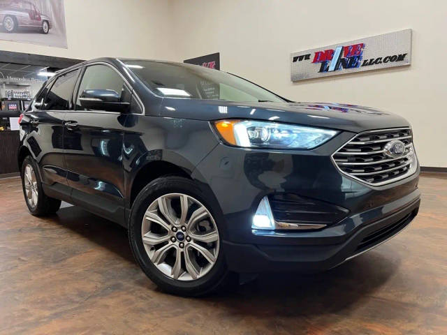 2022 Ford Edge Titanium AWD photo