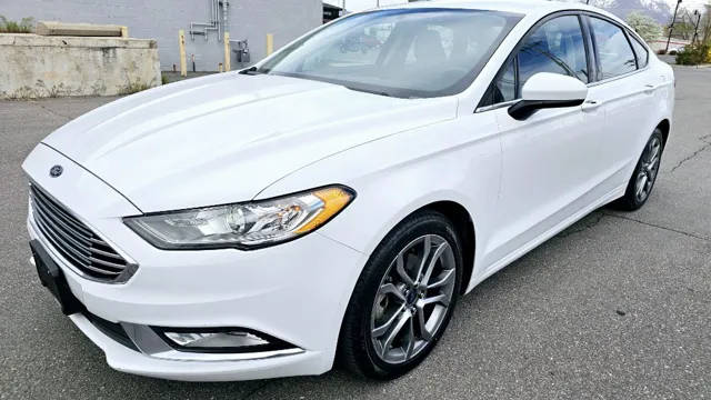 2017 Ford Fusion S FWD photo