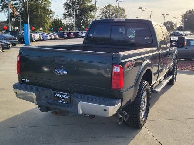 2015 Ford F-250 Super Duty Platinum 4WD photo