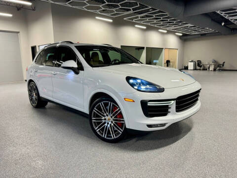 2016 Porsche Cayenne Turbo AWD photo