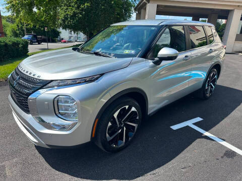 2022 Mitsubishi Outlander SE 4WD photo