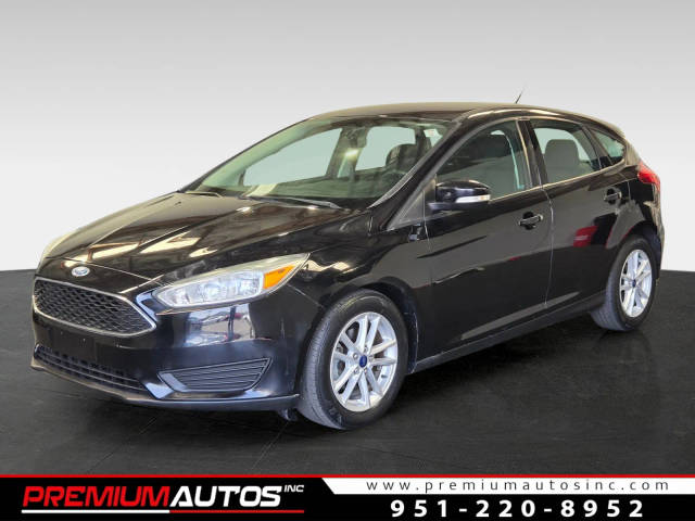 2017 Ford Focus SE FWD photo