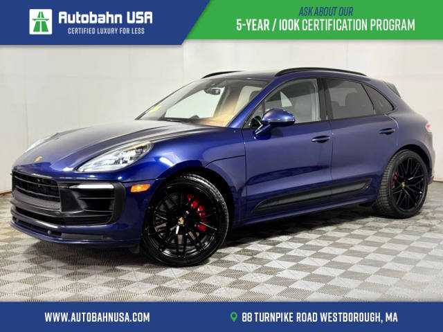 2023 Porsche Macan GTS AWD photo