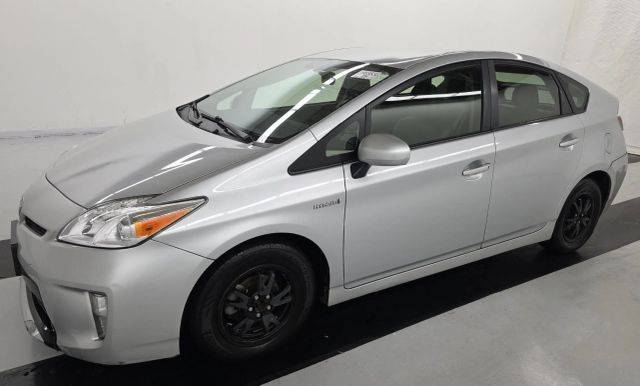 2015 Toyota Prius Four FWD photo
