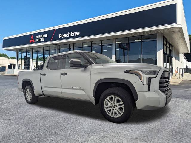 2022 Toyota Tundra SR5 4WD photo