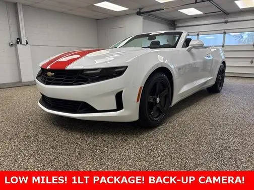 2023 Chevrolet Camaro 1LT RWD photo