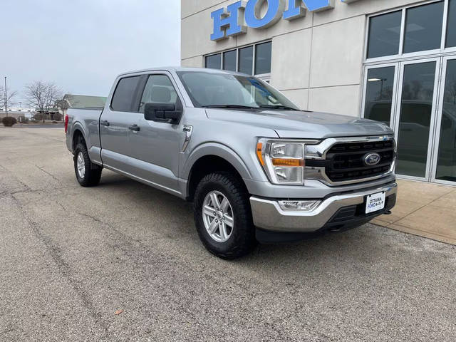 2022 Ford  XLT 4WD photo