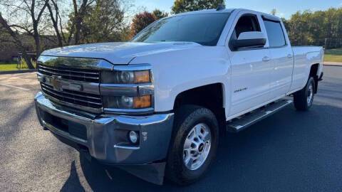 2015 Chevrolet Silverado 2500HD LT RWD photo