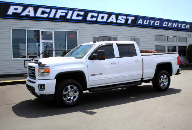 2019 GMC Sierra 3500HD SLT 4WD photo