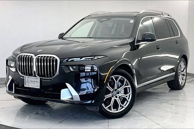 2023 BMW X7 xDrive40i AWD photo