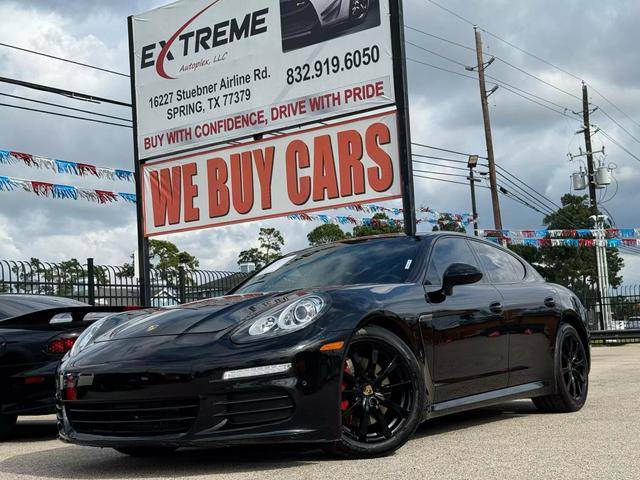 2015 Porsche Panamera  RWD photo