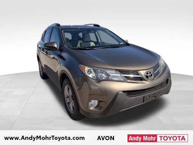 2015 Toyota RAV4 XLE AWD photo