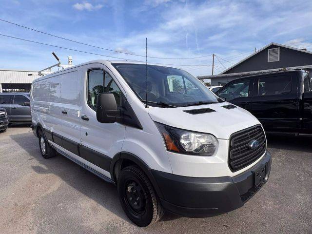 2017 Ford Transit Van  RWD photo
