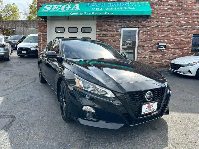 2022 Nissan Altima 2.5 SR AWD photo