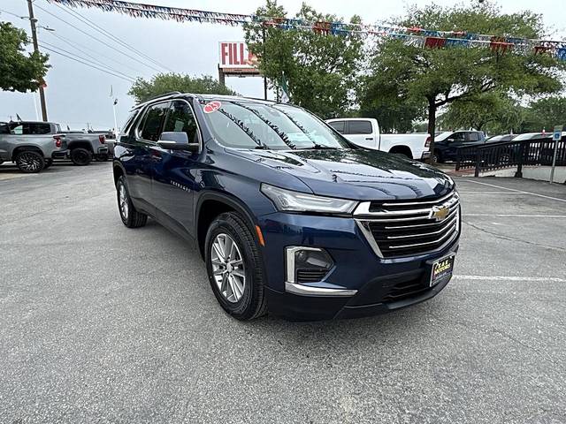 2023 Chevrolet Traverse LT Cloth FWD photo