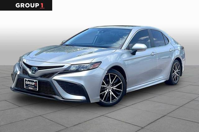 2022 Toyota Camry Hybrid SE FWD photo