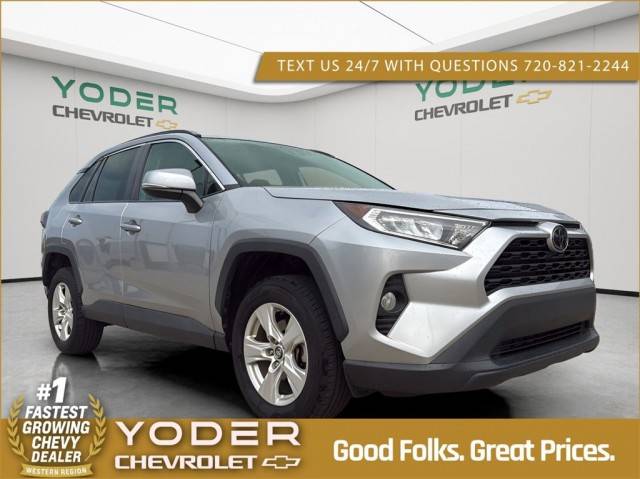 2021 Toyota RAV4 XLE AWD photo