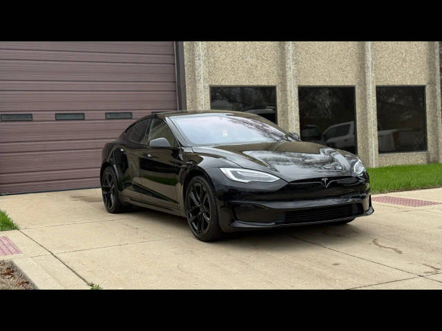 2021 Tesla Model S Plaid AWD photo