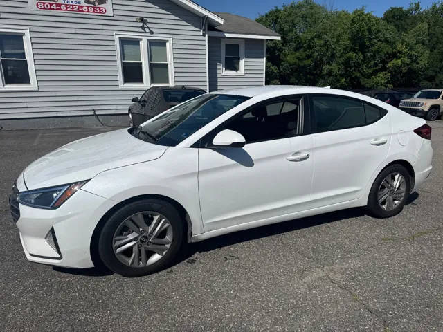 2020 Hyundai Elantra SEL FWD photo