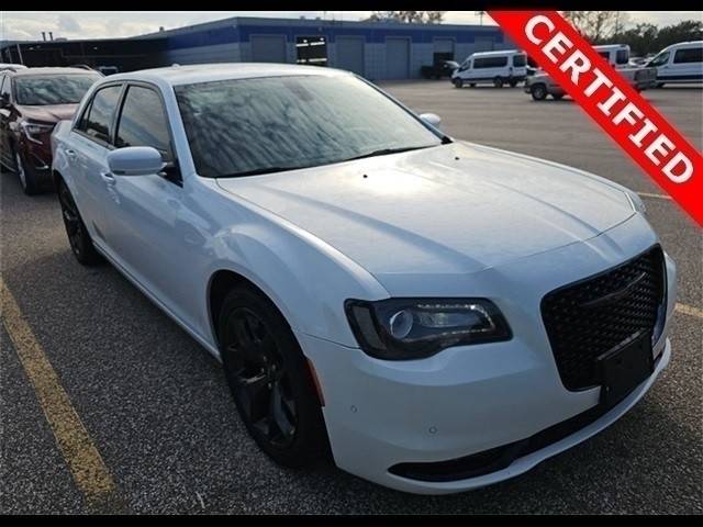2023 Chrysler 300 300S RWD photo