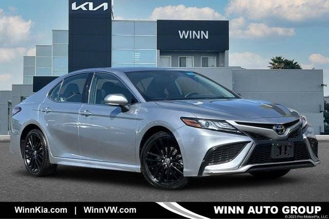 2023 Toyota Camry XSE FWD photo