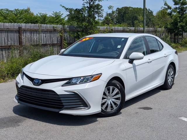 2023 Toyota Camry Hybrid LE FWD photo