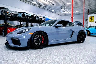 2023 Porsche Cayman GT4 RWD photo