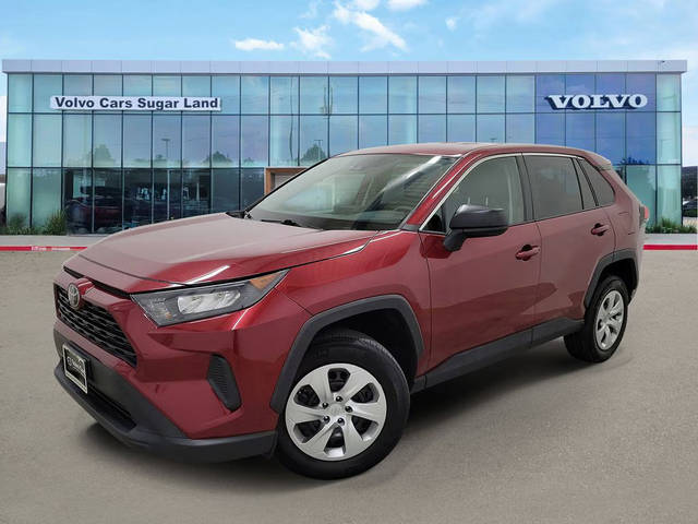 2022 Toyota RAV4 LE AWD photo