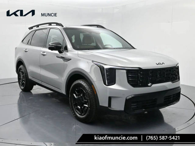 2023 Chrysler Pacifica Minivan Limited FWD photo