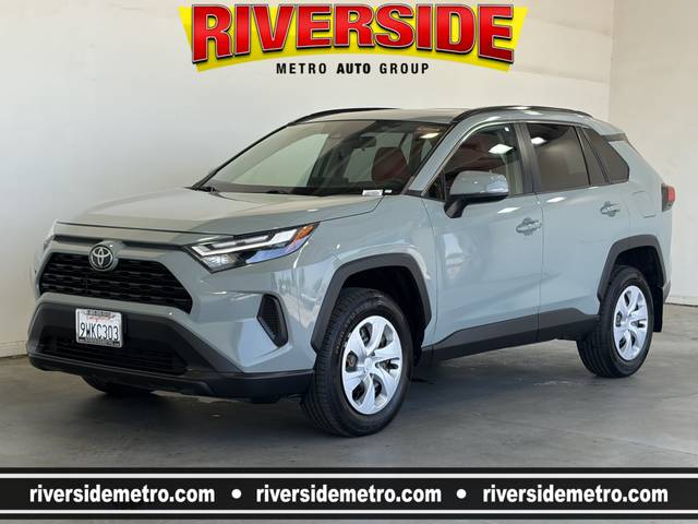 2022 Toyota RAV4 XLE Premium FWD photo