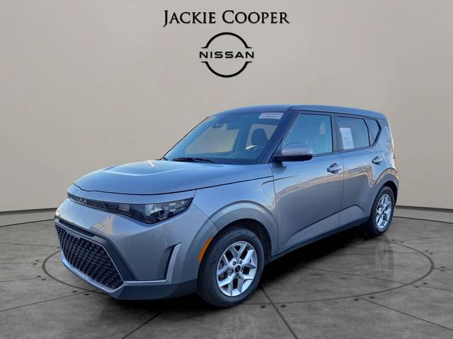 2023 Kia Soul LX FWD photo