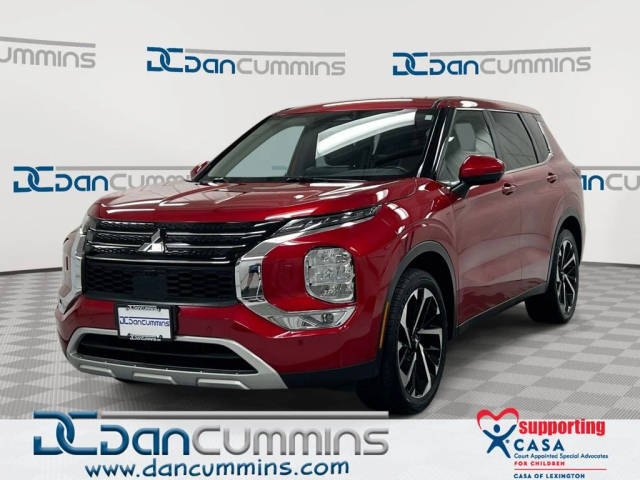 2023 Mitsubishi Outlander SE AWD photo
