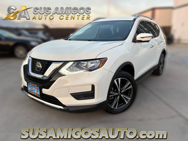 2020 Nissan Rogue SV FWD photo