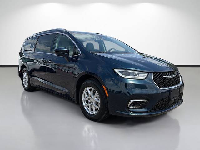 2021 Chrysler Pacifica Minivan Touring L FWD photo