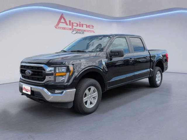 2023 Ford  XLT 4WD photo