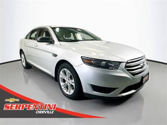 2017 Ford Taurus SE FWD photo