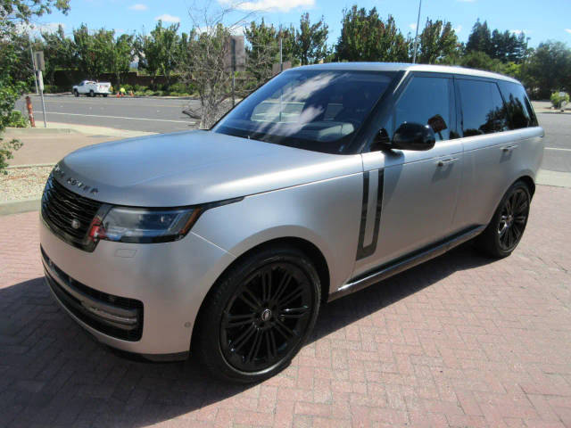 2023 Land Rover Range Rover SE AWD photo