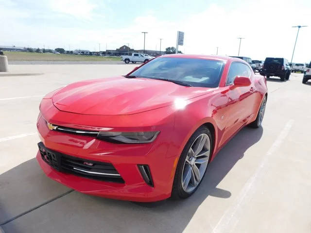 2018 Chevrolet Camaro 1LT RWD photo