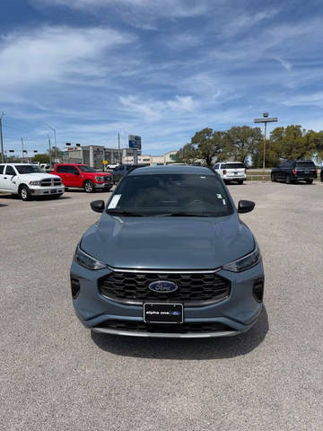 2023 Ford Escape ST-Line AWD photo