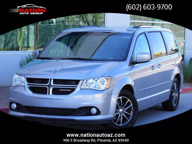 2017 Dodge Grand Caravan SXT FWD photo