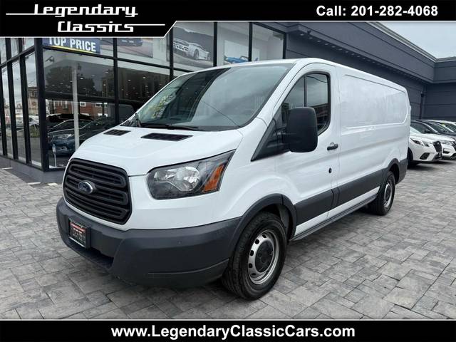 2018 Ford Transit Van  RWD photo