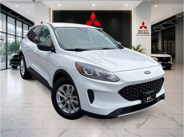 2022 Ford Escape SE FWD photo