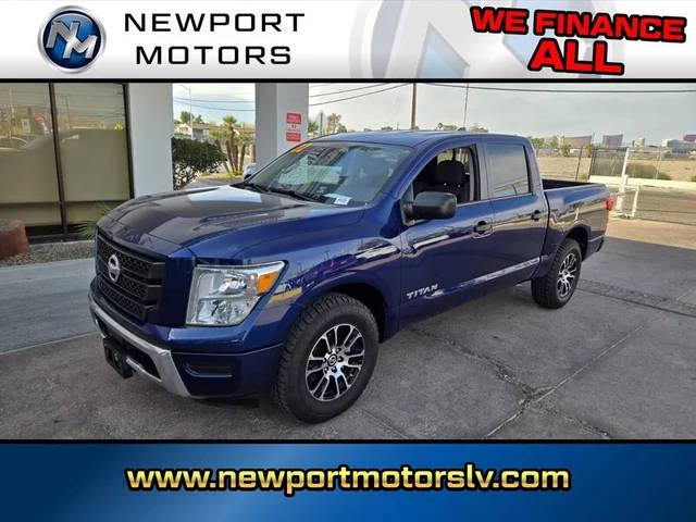 2022 Nissan Titan SV RWD photo