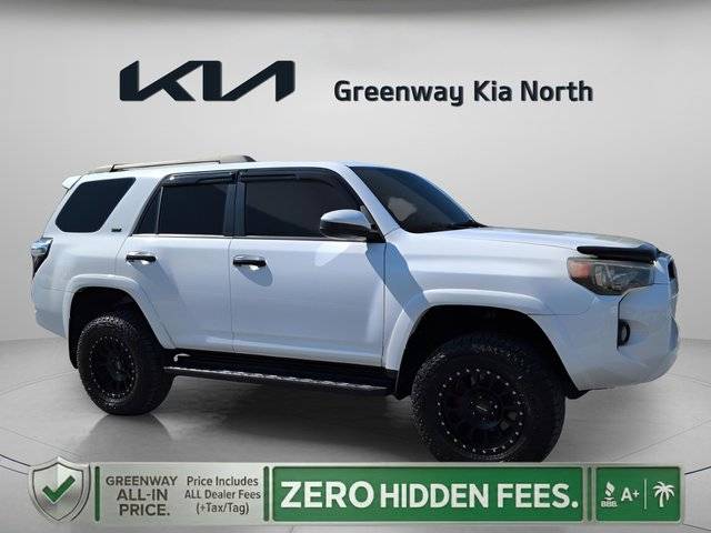 2018 Toyota 4Runner SR5 4WD photo